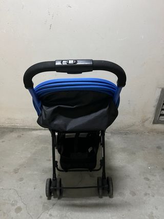 Silla de paseo bebé azul
