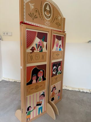 Teatro infantil madera Vilac plegable