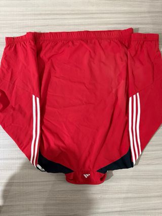 Felpa Adidas con zip rossa e nera
