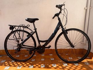 Bicicleta BH Negra y Roja