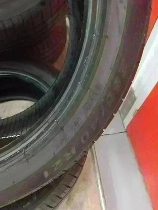 285 40 r21 109y Pirelli - 2 neumáticos +70%