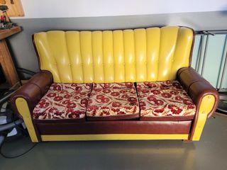 Sofá cama vintage piel 3 plazas marron y amarillo