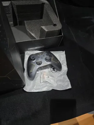 Xbox Series X Edizione Halo Infinite