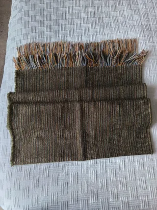 Bufanda hombre. Sin marca ni etiqueta. Nueva.