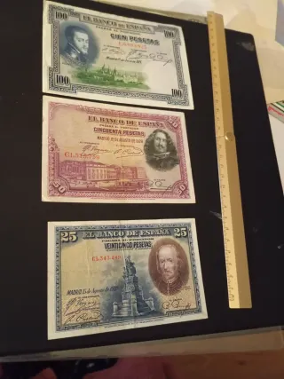 Lote 3 Billetes Antiguos España 100, 50,25 Pesetas
