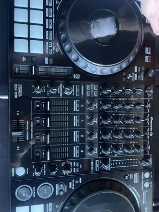 Controladora DJ Pioneer DDJ-1000