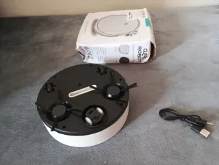 Robot aspirador inteligente pequeño