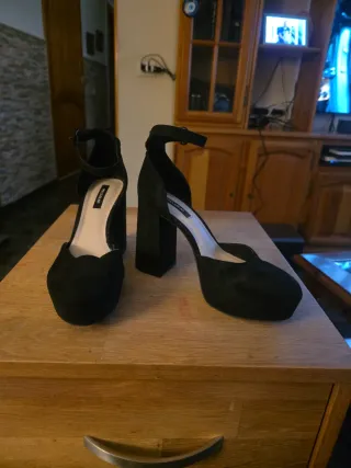 Zapatos de tacón negros Pull&Bear