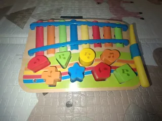 Xilófono y encajables de madera