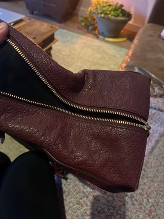 Bolso Chloe Piel Burdeos Cierre Dorado