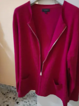 Chaqueta de punto roja con cremallera
