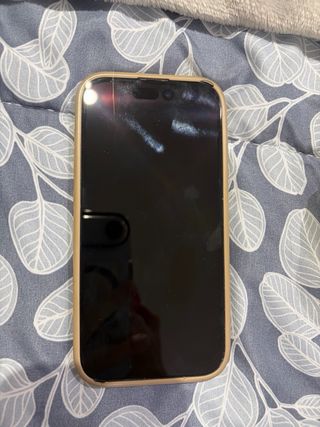 iPhone 15 Batería al 85%