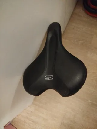 Sillín de bicicleta con tija