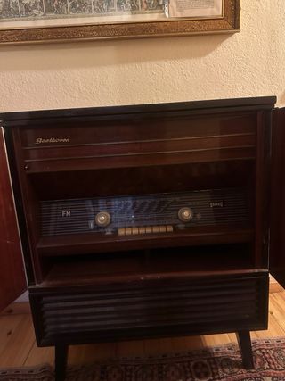 Tocadiscos y Radio Telefunken Beethoven FA-2259