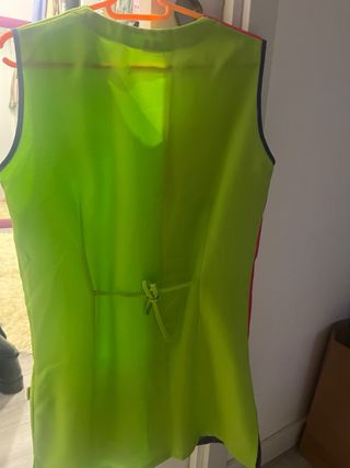 Bata de adulto con estampado infantil