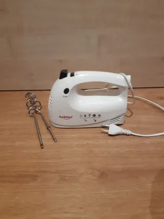 Batidora HabiteX blanca con accesorios