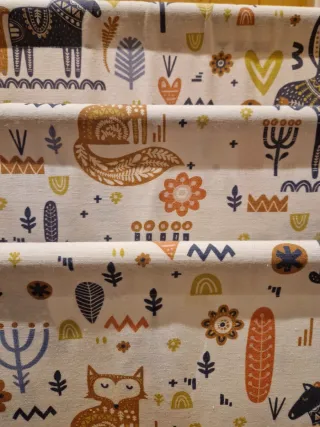 Estantería infantil Montessori