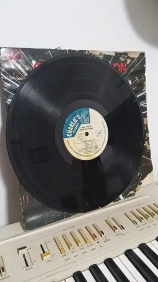 Carol Addison - Born to Shine LP