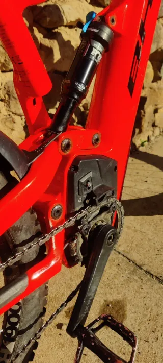 Bicicleta Eléctrica BH ATOM X naranja