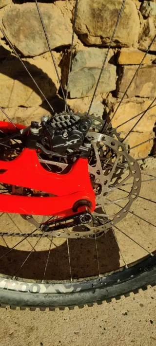 Bicicleta Eléctrica BH ATOM X naranja