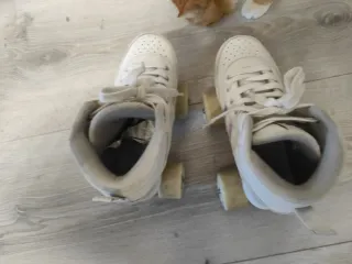 Patines blancos para niños talla 33