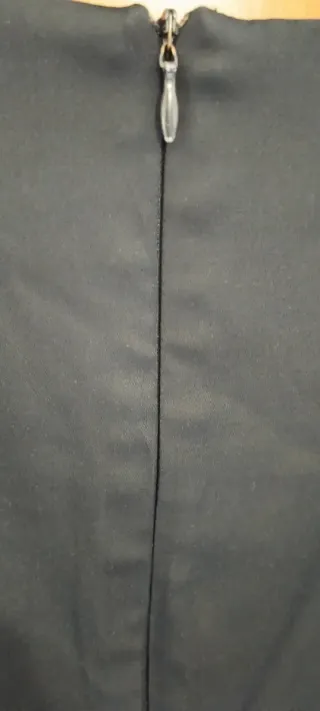 Elegante abito smanicato nero e bianco