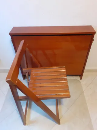 Mesa y silla de estudio ambas plegables madera