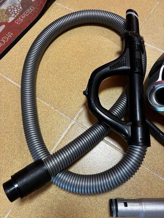 Aspiradora Rowenta X-Trem Cyclonic Roja