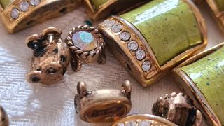 Lotto perline vintage verde lime oro