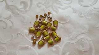 Lotto perline vintage verde lime oro