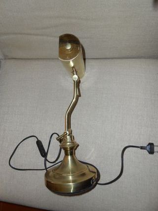 Lampada da tavolo in ottone