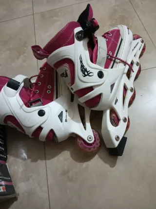 Pattini estensibili bambina rosa