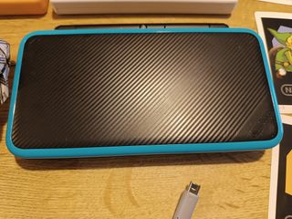 Nintendo 2DS XL + 10 juegos