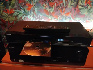 Amplificatore Sony e lettore Blu-ray