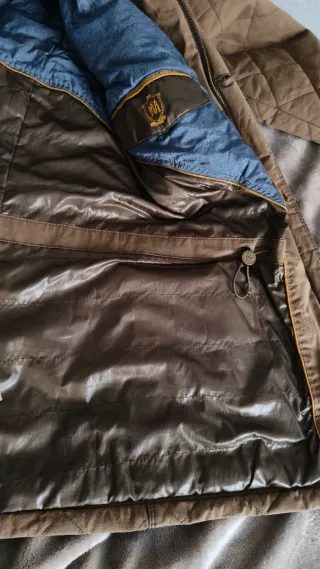 Cazadora camel acolchada