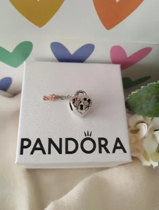 Pandora Charm Corazón Mickey & Minnie Llave Rosa
