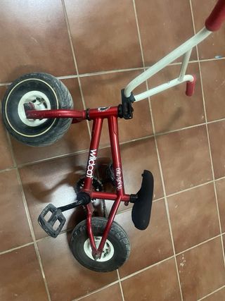 Mini BMX Wildcat Roja