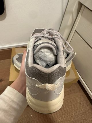 Gel-venture 6 GS Zapatillas asics gris, beige