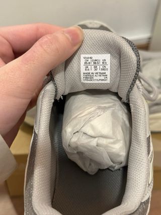 Gel-venture 6 GS Zapatillas asics gris, beige