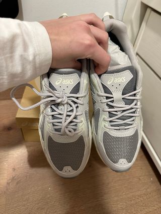 Gel-venture 6 GS Zapatillas asics gris, beige