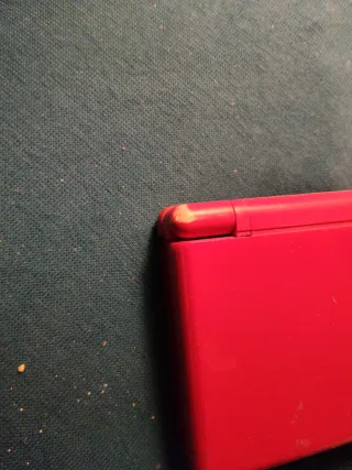 Nintendo DS Lite Roja + 3 Juegos