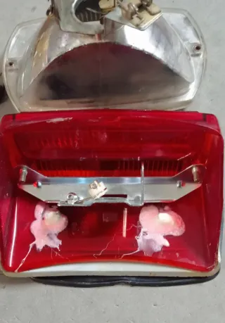 Vespa 50 Special fanale e stop posteriore