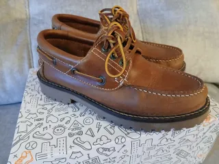 Zapatos niño marrones talla 35