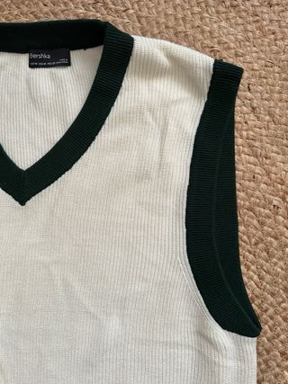 Chaleco punto Bershka blanco y verde Talla M
