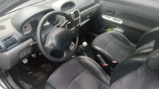 Renault Clio 2001