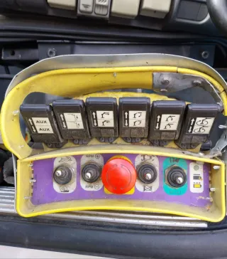 Camión grua Palfinger Pk 22000C con 7 prolongas