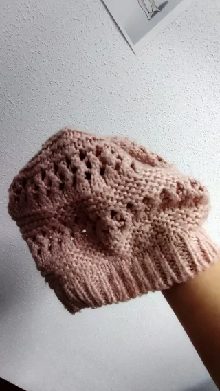 Gorro tejido chica rosa