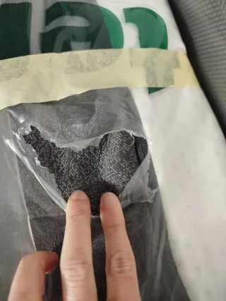 Colchón Emma Hybrid Premium y base tapizada enma