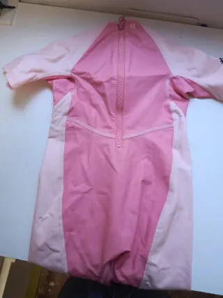 Neopreno niña rosa arcoíris