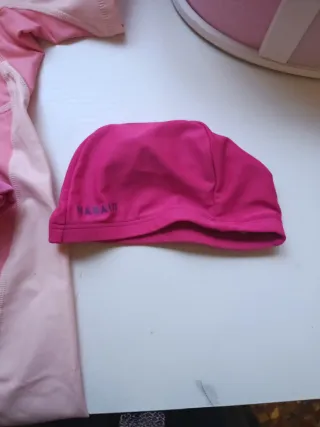 Neopreno niña rosa arcoíris